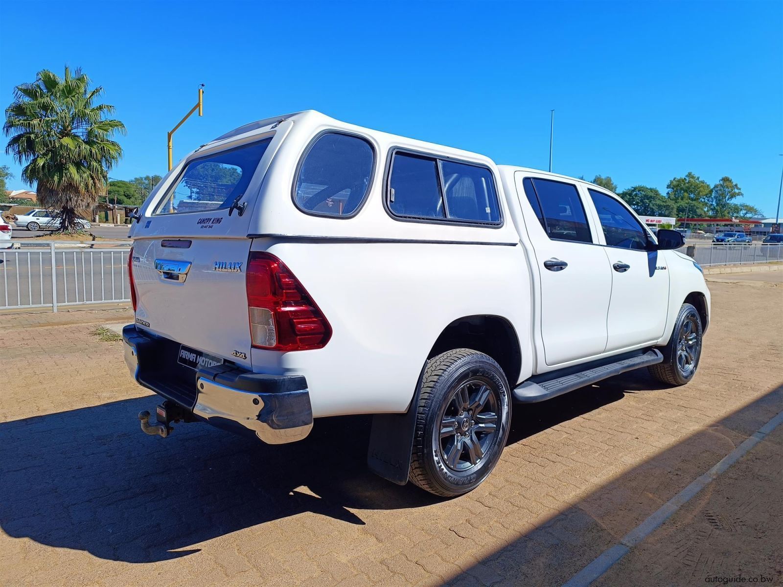 2022 Toyota Hilux Raider GD-6 2.4L 4x4 photo