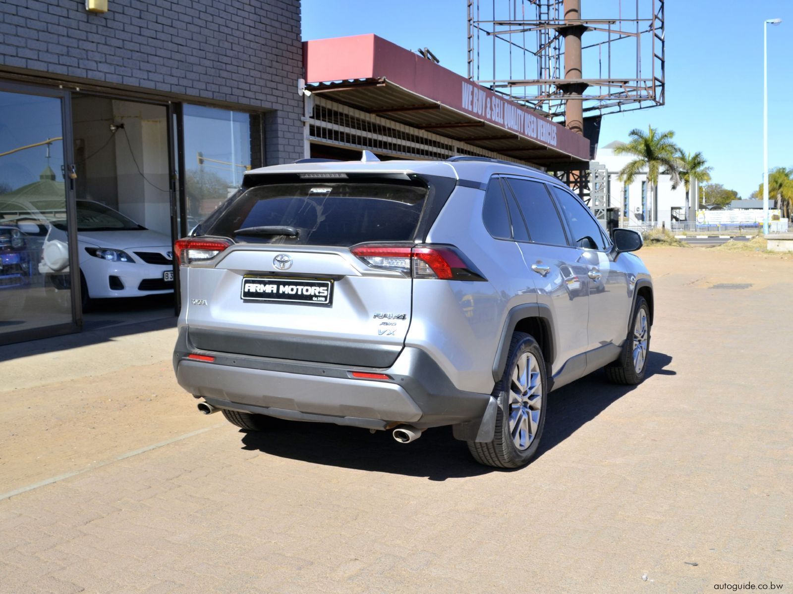 2019 Toyota Rav4 VX photo