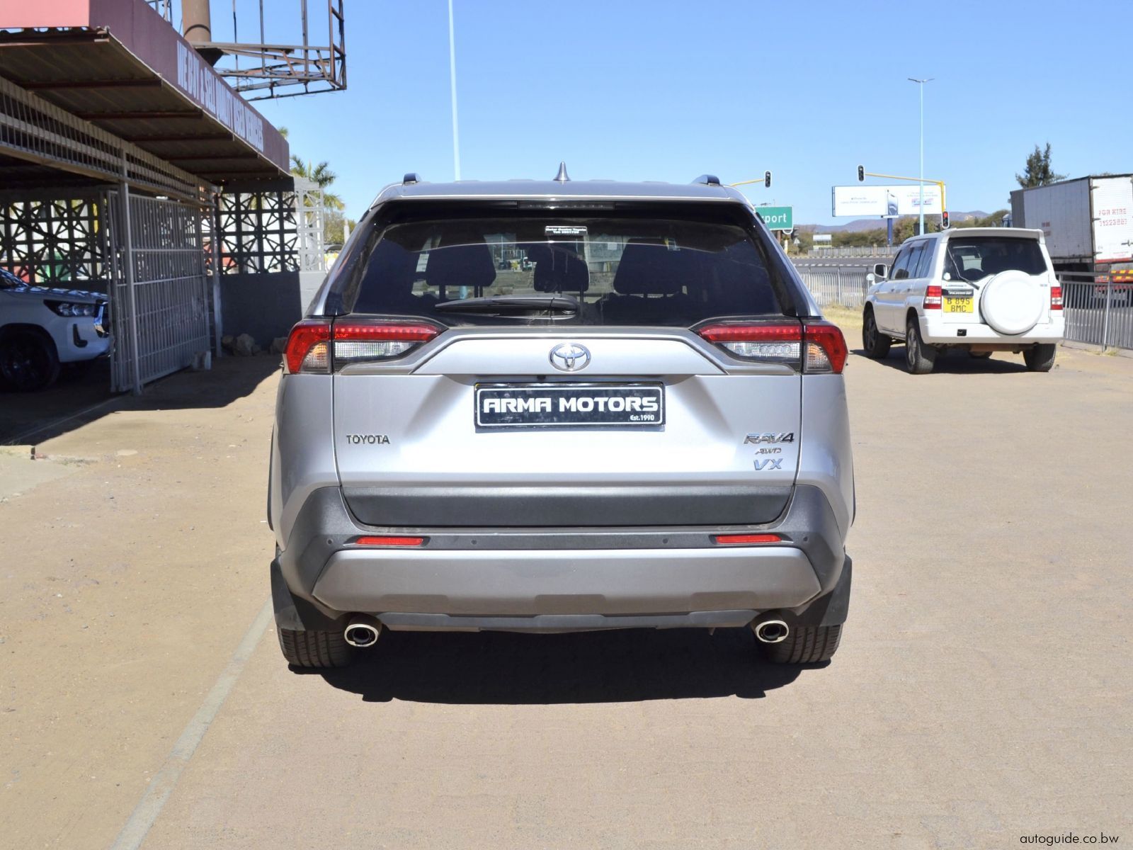 2019 Toyota Rav4 VX photo