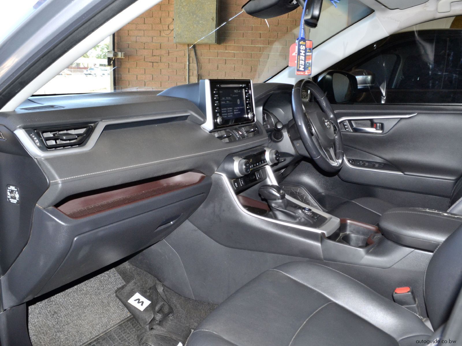 2019 Toyota Rav4 VX photo