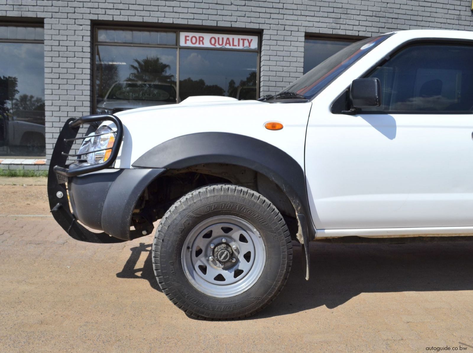 2019 Nissan NP300 Hardbody pictures