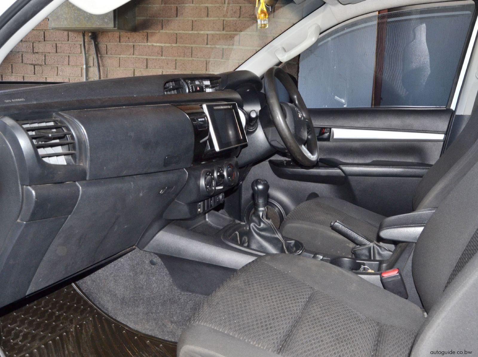 2019 Toyota Hilux GD6 pictures