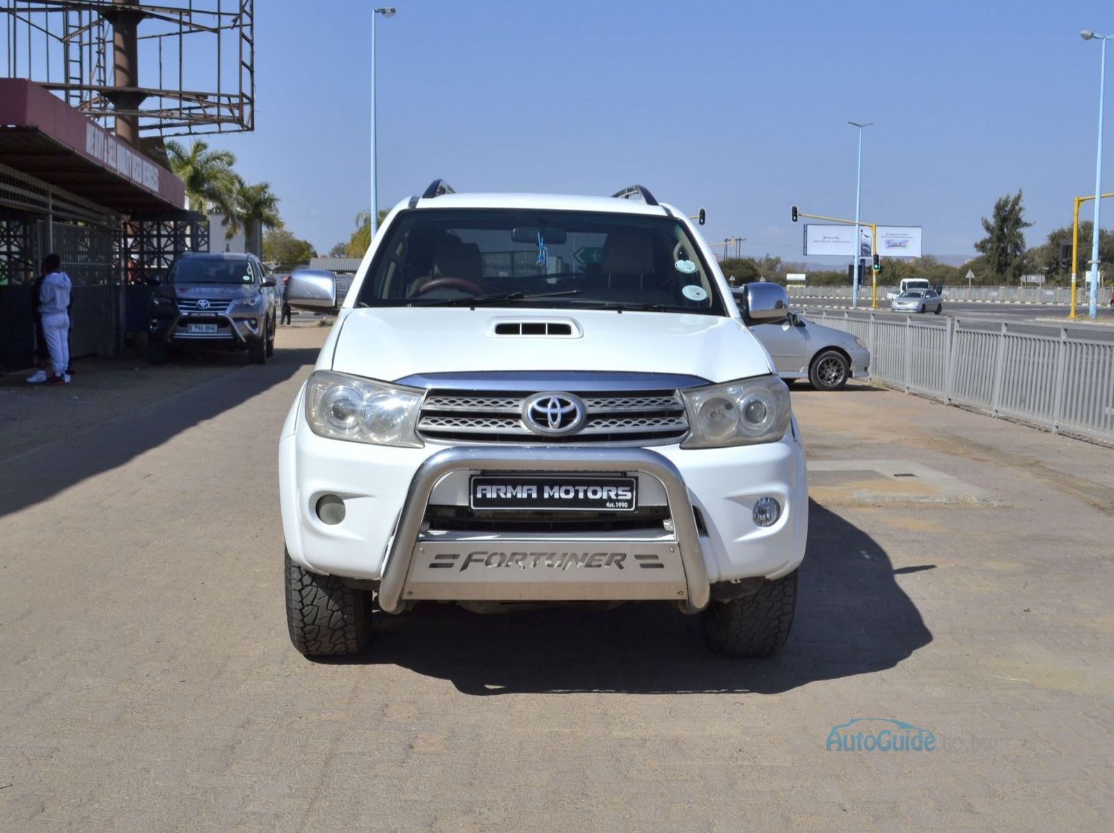 2011 Toyota Fortuner D4D pictures