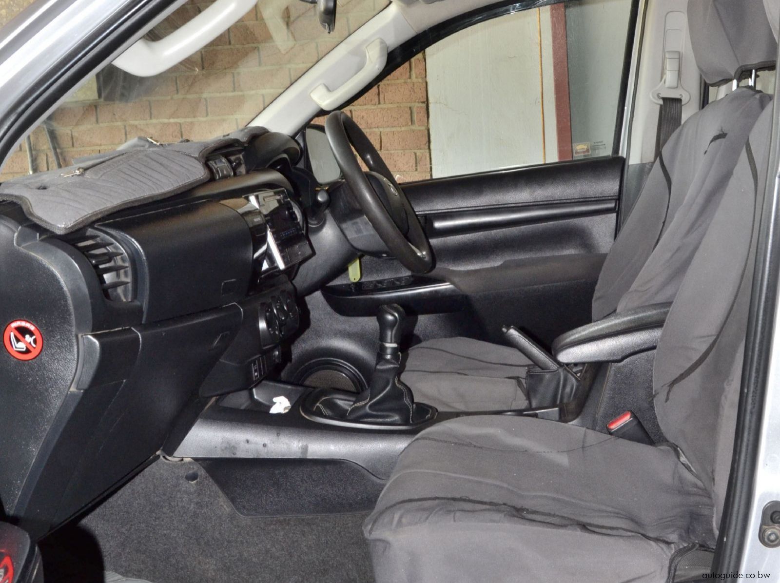 2016 Toyota Hilux GD6 pictures