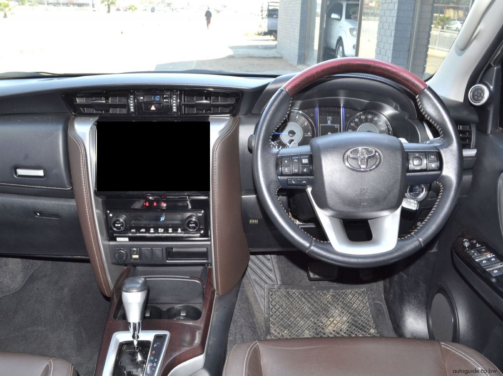 2018 Toyota Fortuner GD6 pictures