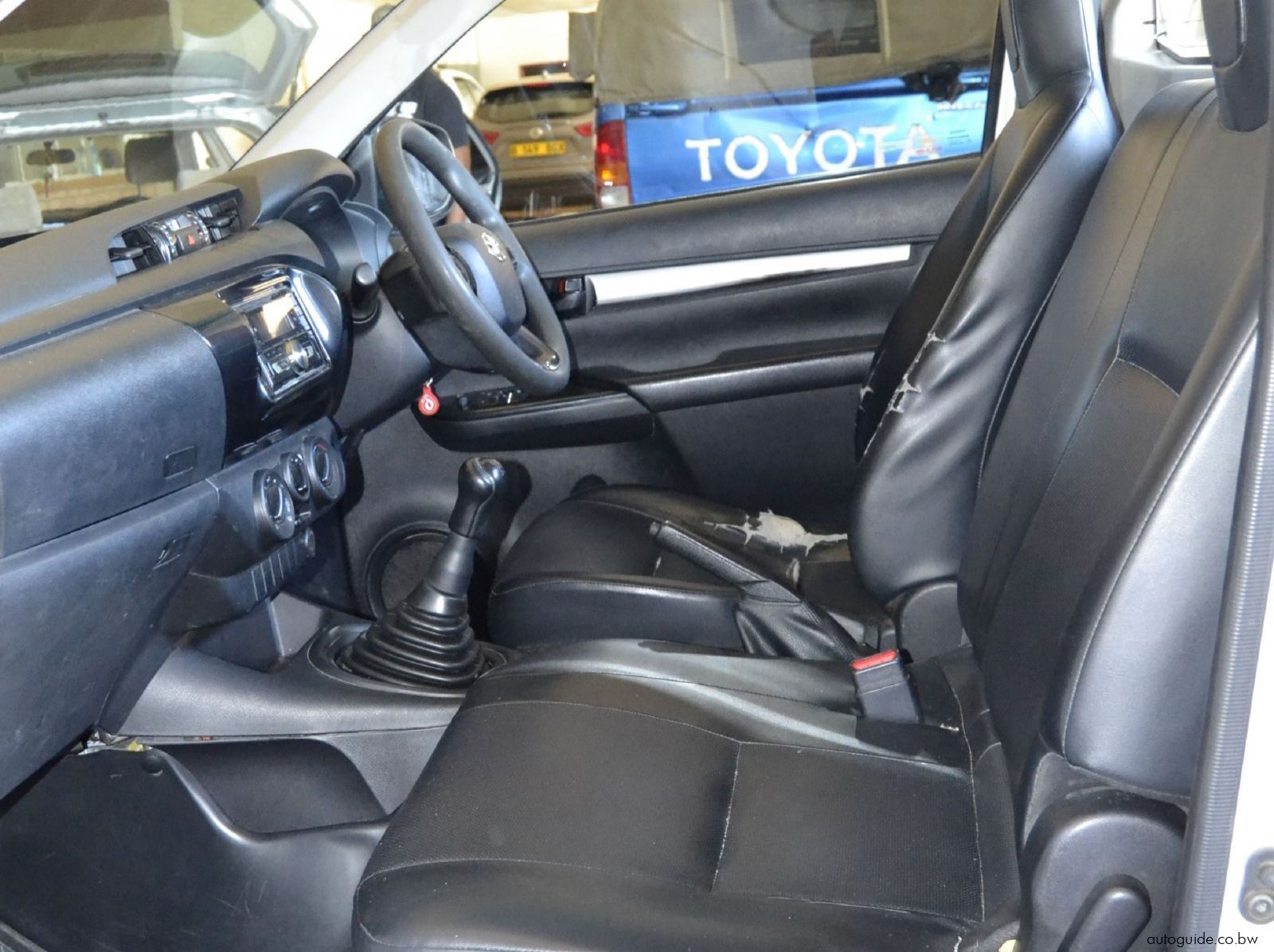 2020 Toyota Hilux  pictures