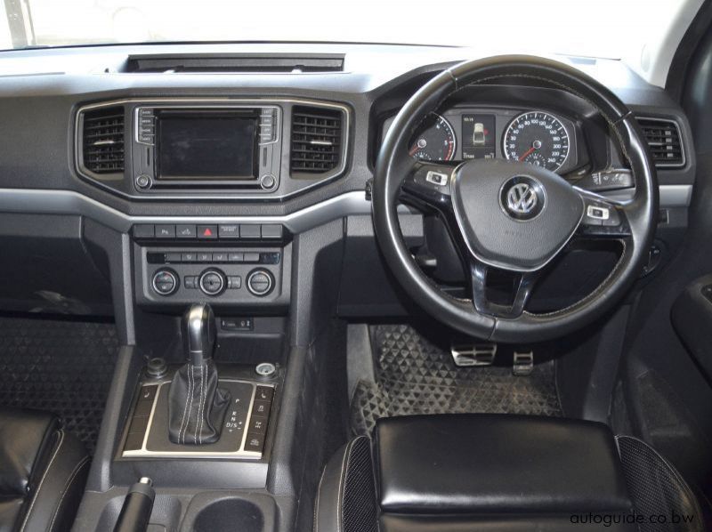 2019 Volkswagen Amarok V6 4Motion pictures