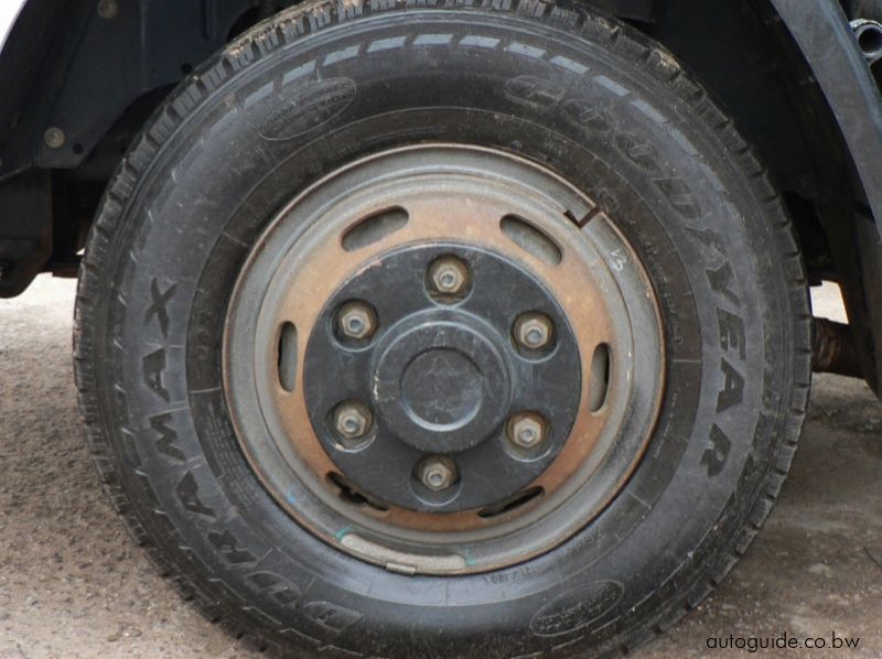 2016 Tata LPT 813 Ex2 pictures