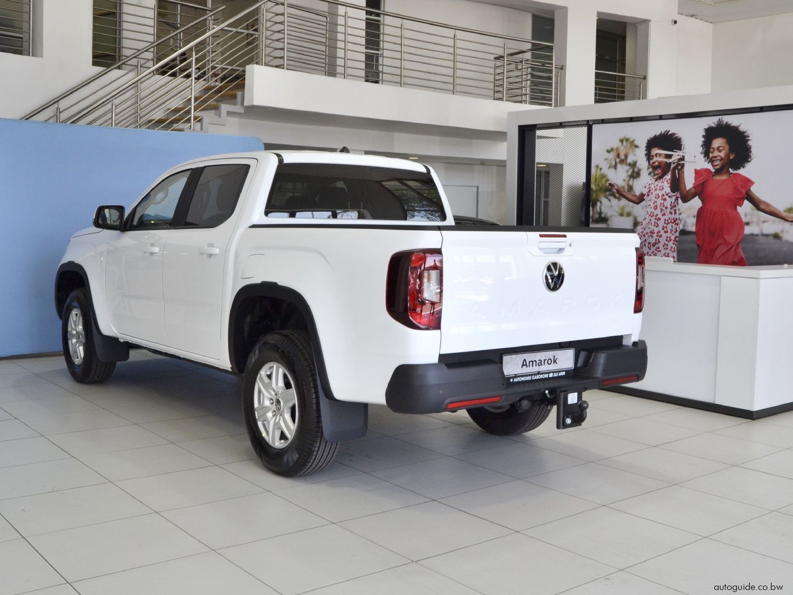 2025 Volkswagen Amarok Life - A/T - 4x2 photo