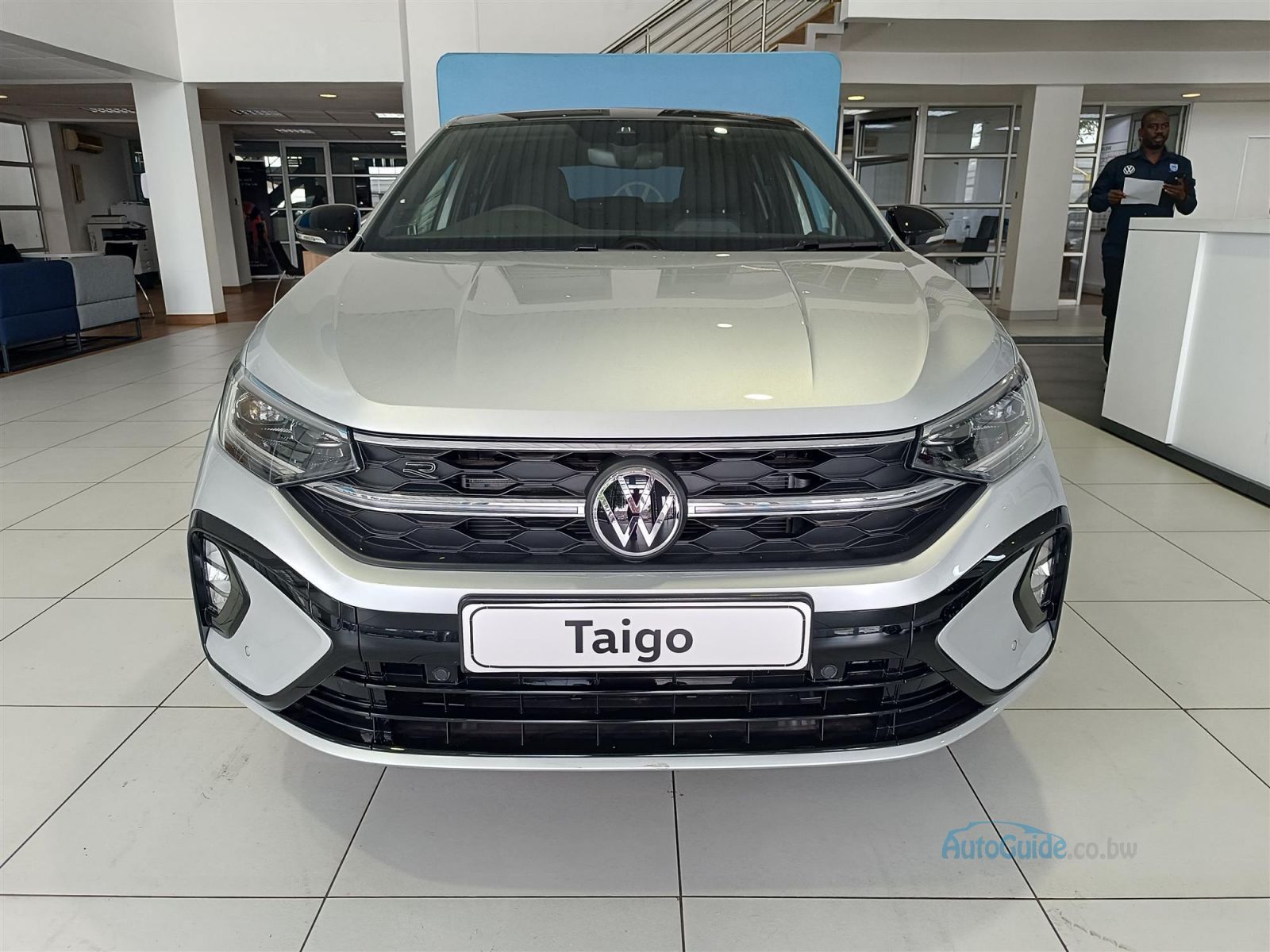 2025 Volkswagen Taigo 1.0TSi R-Line DSG photo
