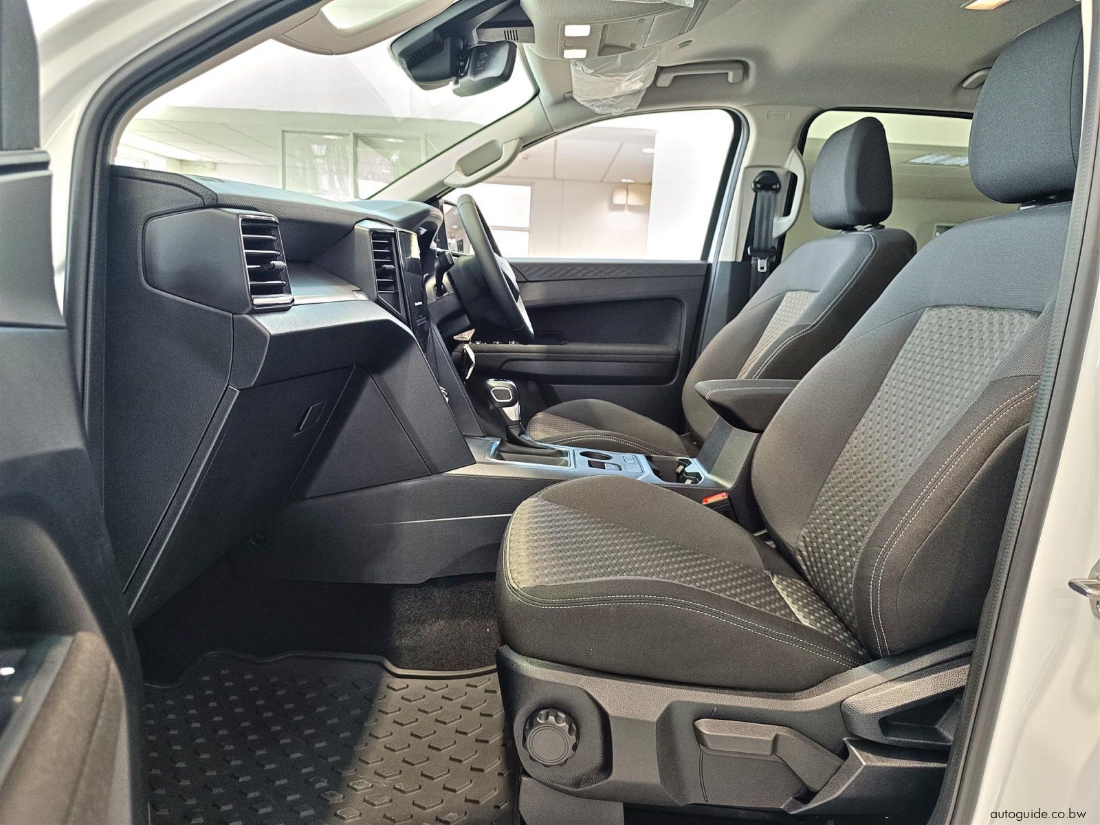 2026 Volkswagen Amarok Life 2.0TDi 125kW photo