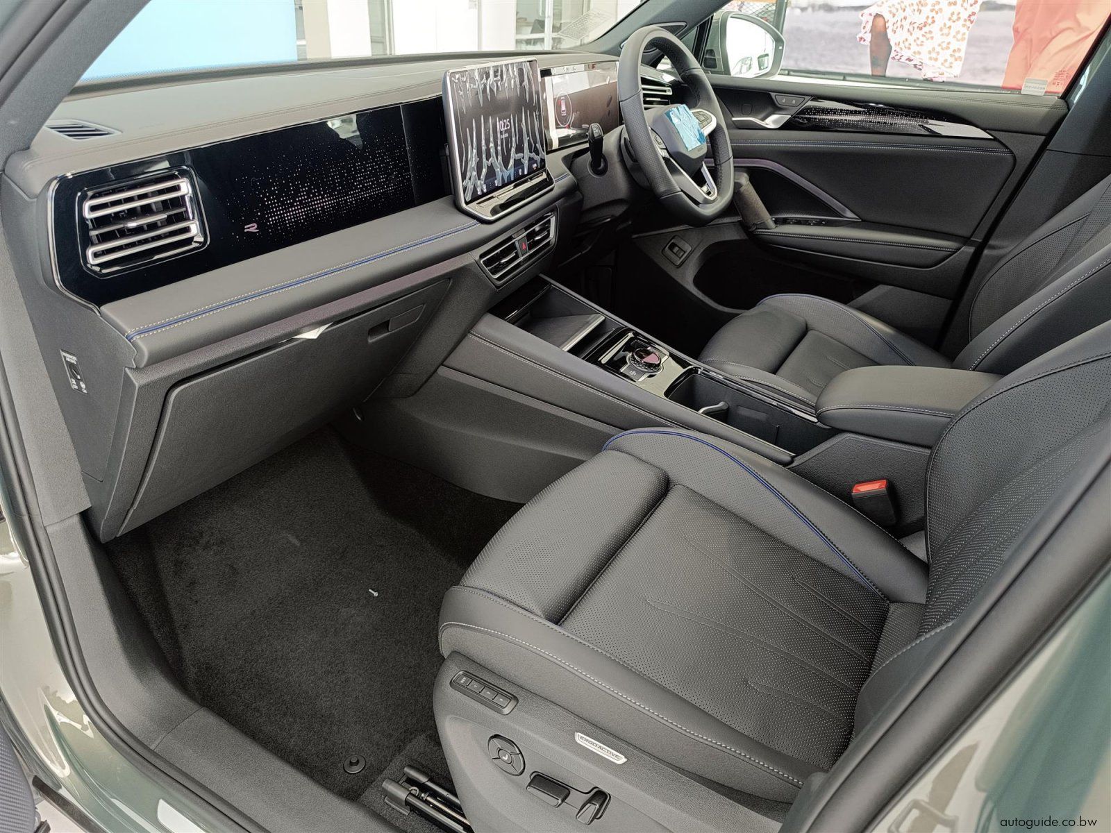 2025 Volkswagen Tiguan 1.4TSi photo