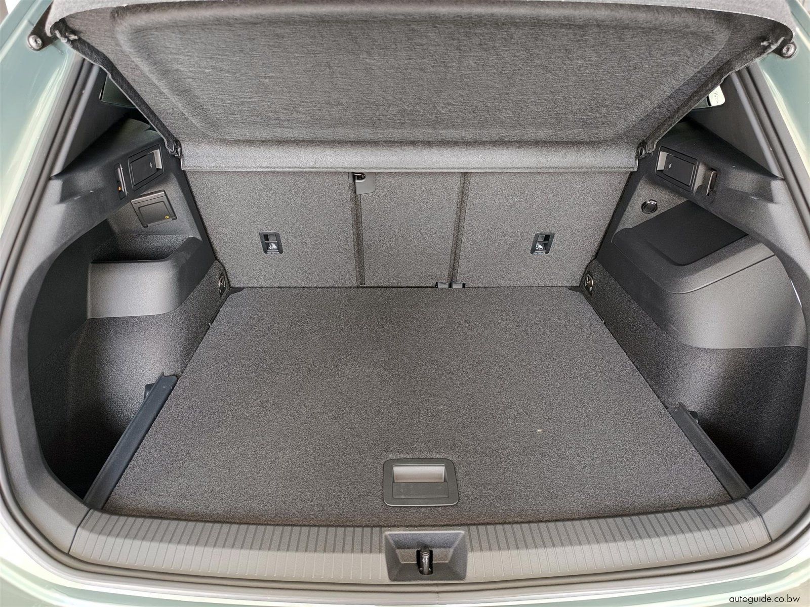 2025 Volkswagen Tiguan 1.4TSi photo