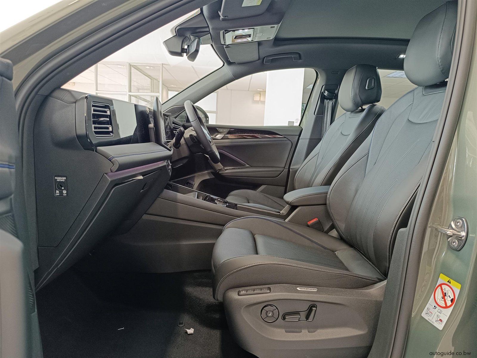 2025 Volkswagen Tiguan 1.4TSi photo