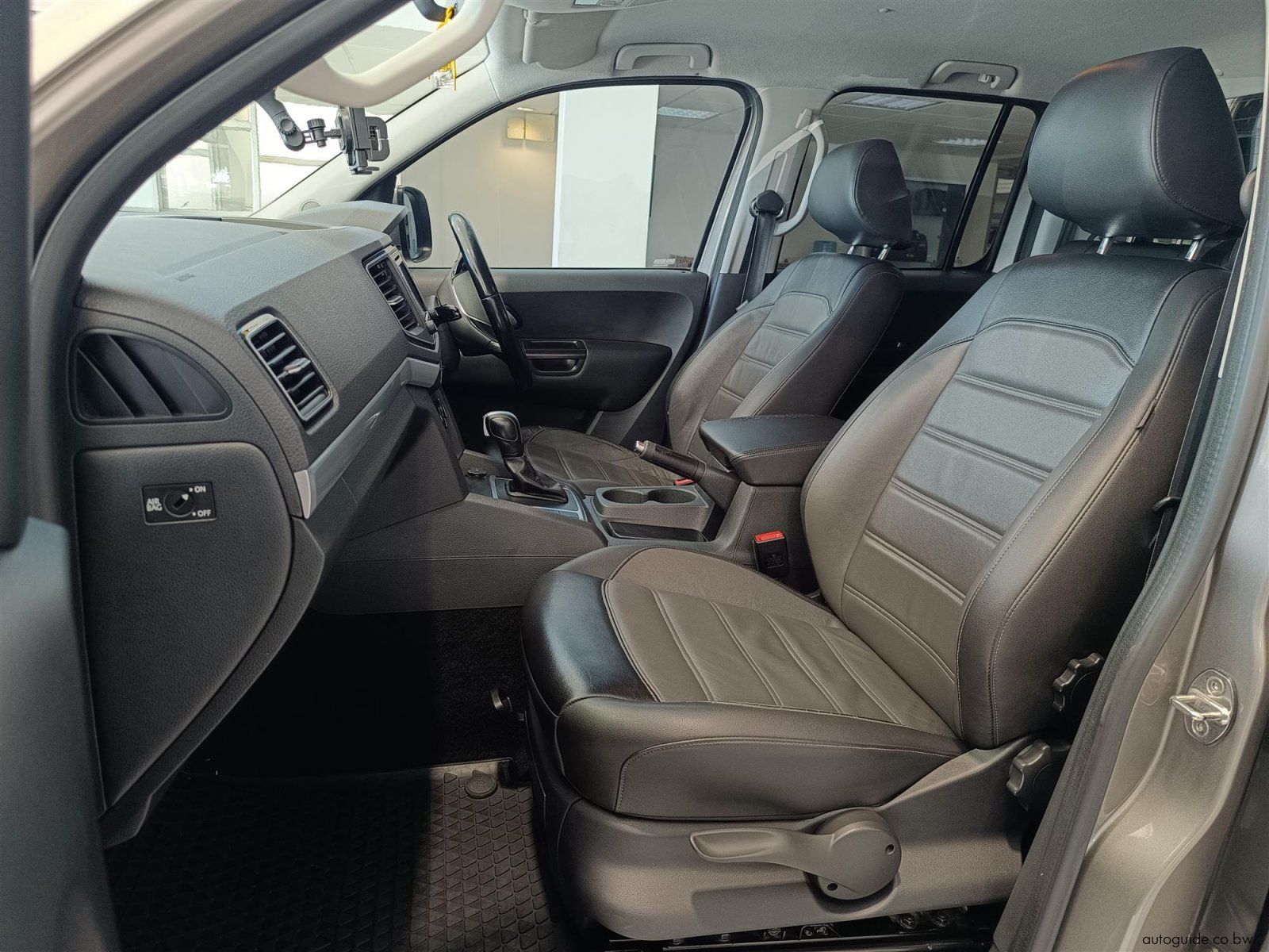 2021 Volkswagen Amarok 2.0 BiTDI Highline 4Motion photo