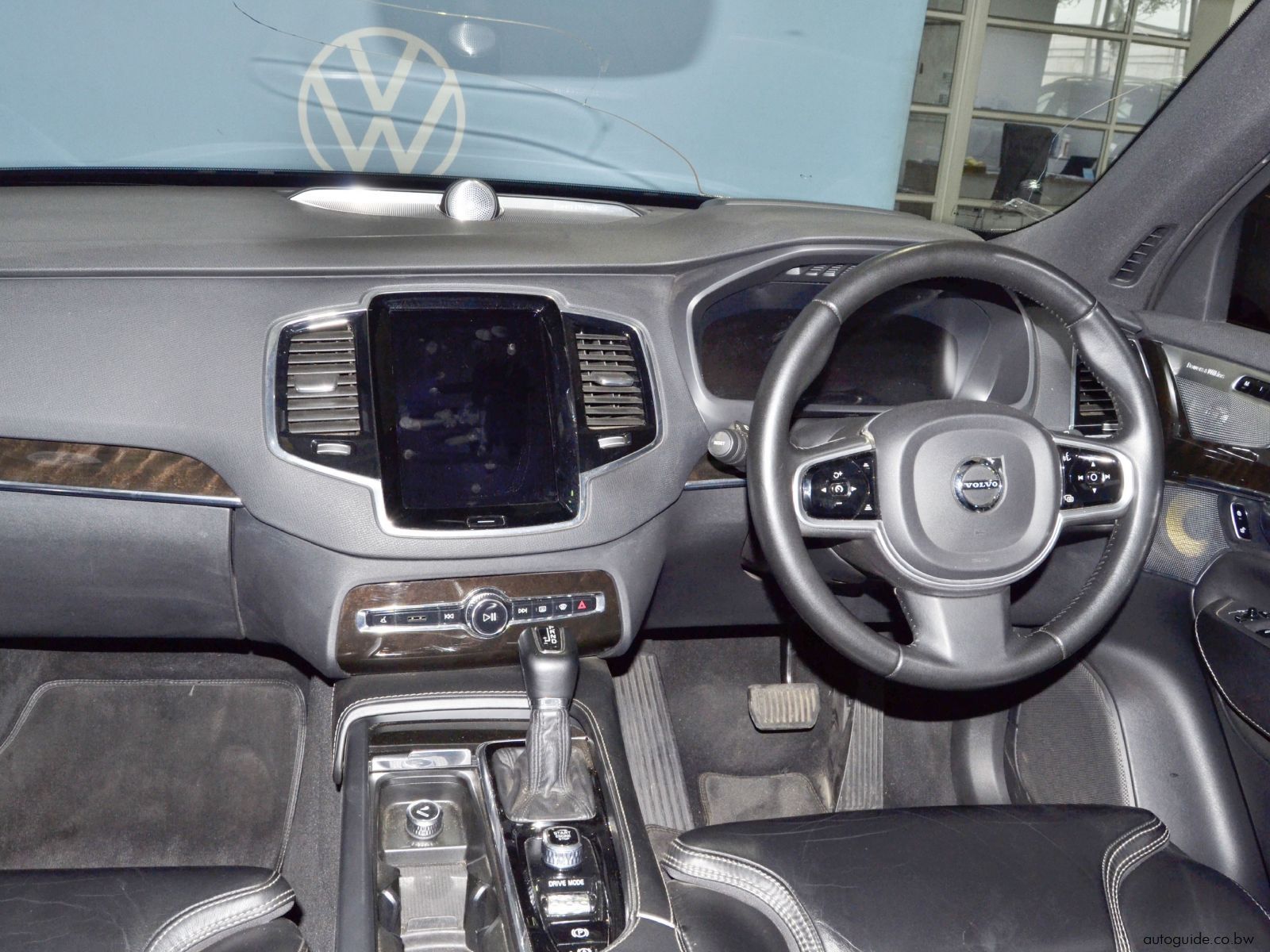 2017 Volvo XC90 T6 Inscription photo