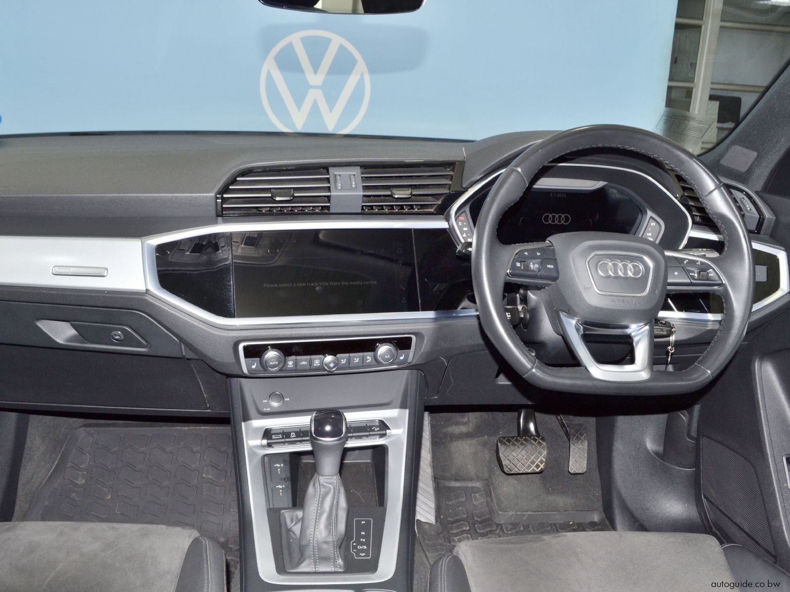 2022 Audi Q3 S-Line 35TFSi photo