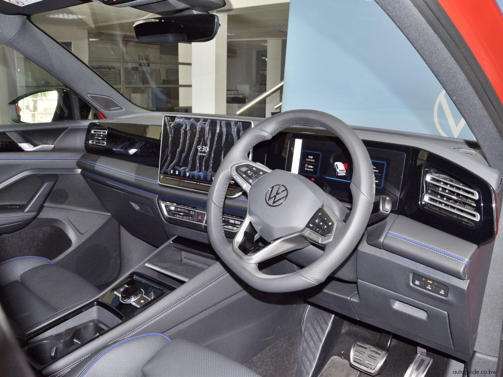 2025 Volkswagen Tiguan 1.4 TSi R-Line photo