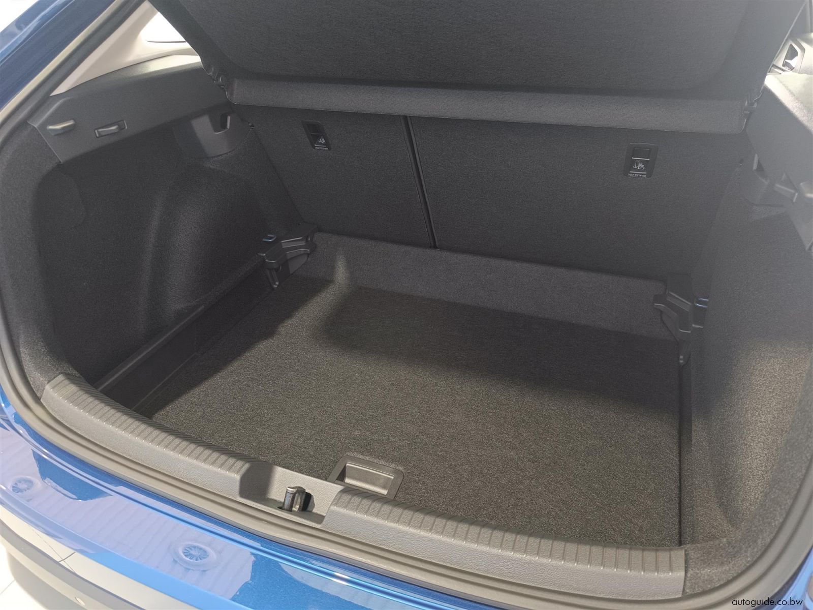 2025 Volkswagen Taigo Life 1.0TSi DSG photo