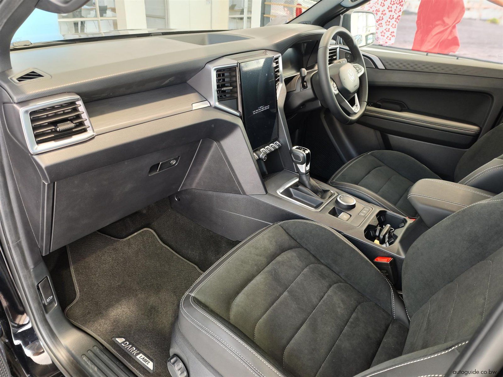 2026 Volkswagen Amarok Dark Label 2.0TDi 4x4 A/T photo