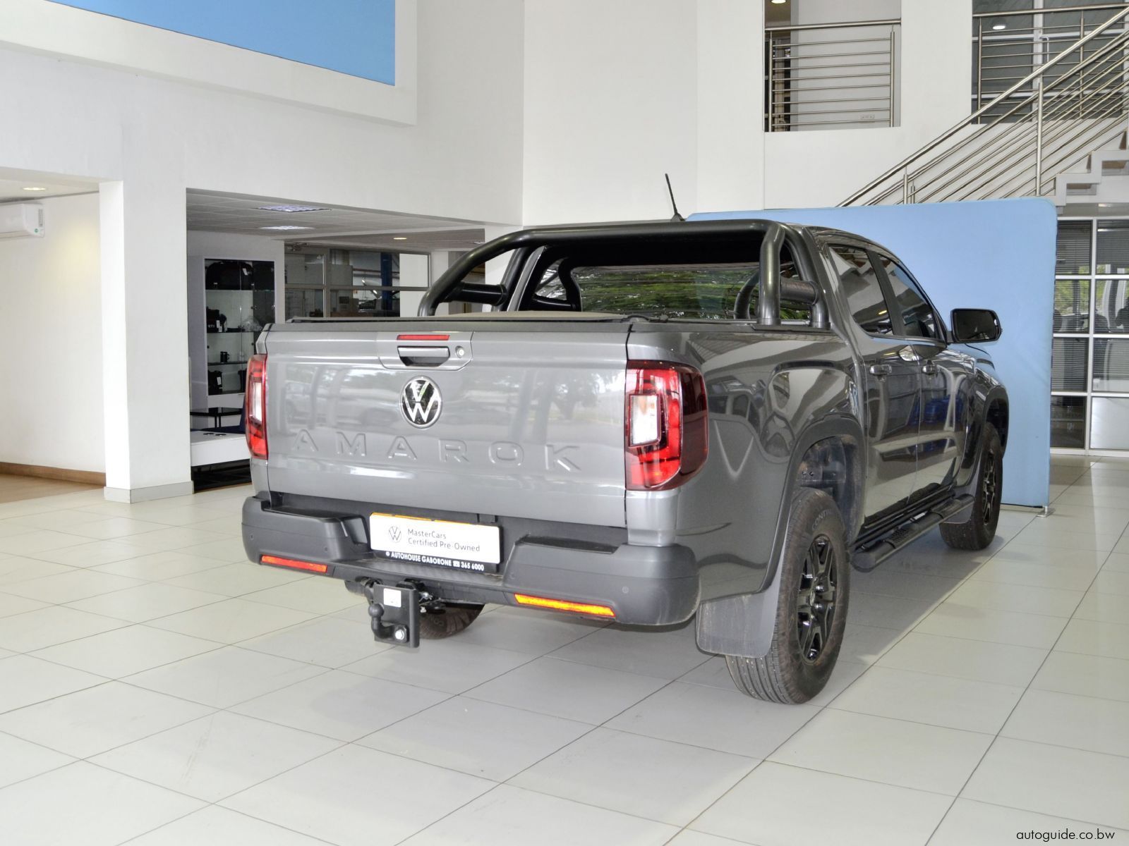 2025 Volkswagen Amarok Life photo