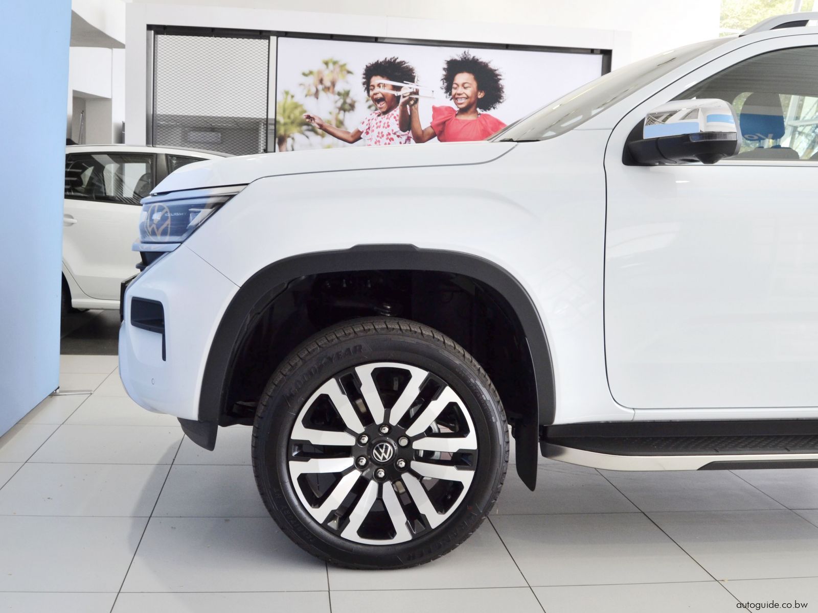 2025 Volkswagen Amarok Aventura 4 Motion photo