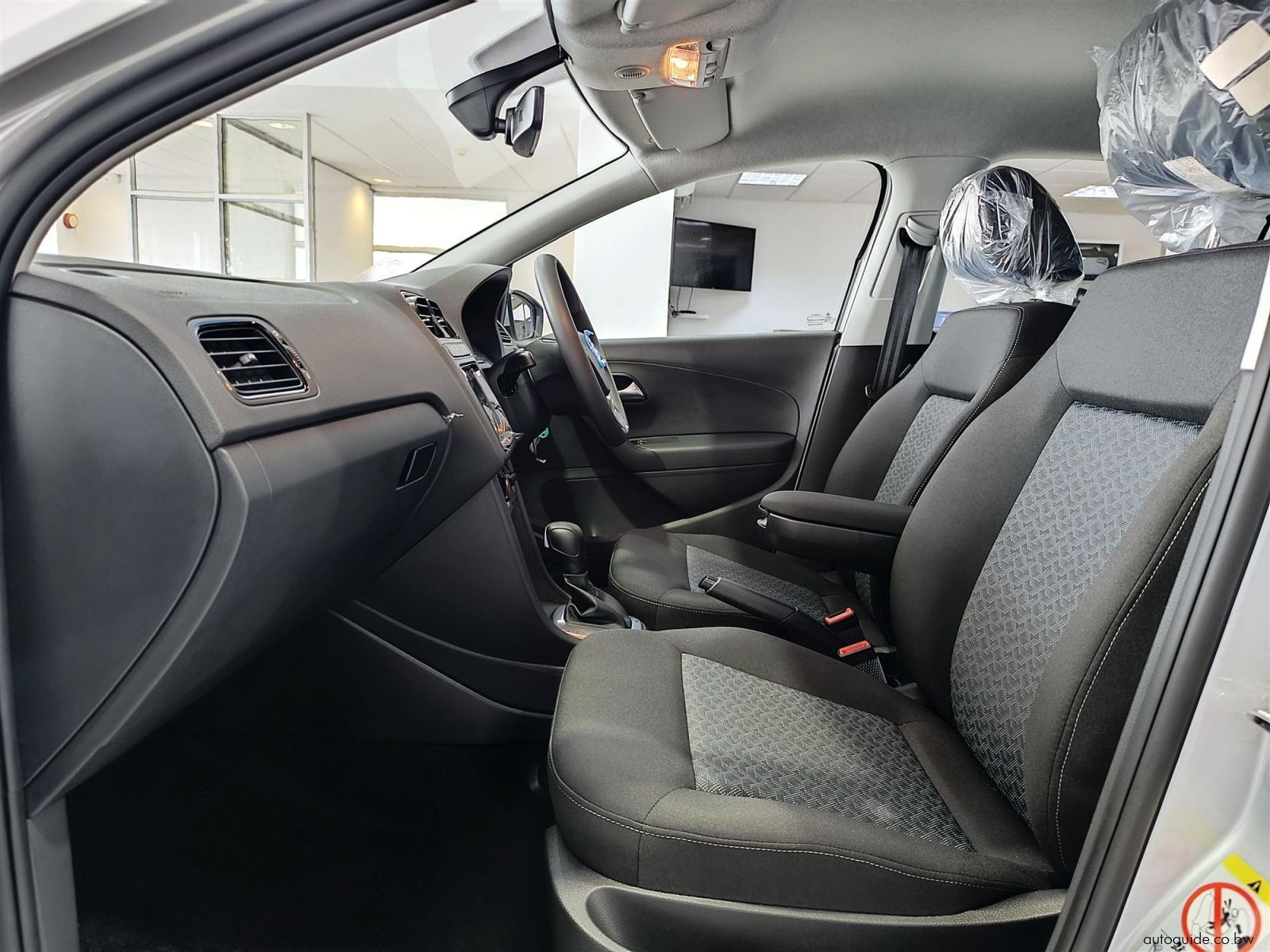 2025 Volkswagen Polo Vivo 1.6L 77kW photo