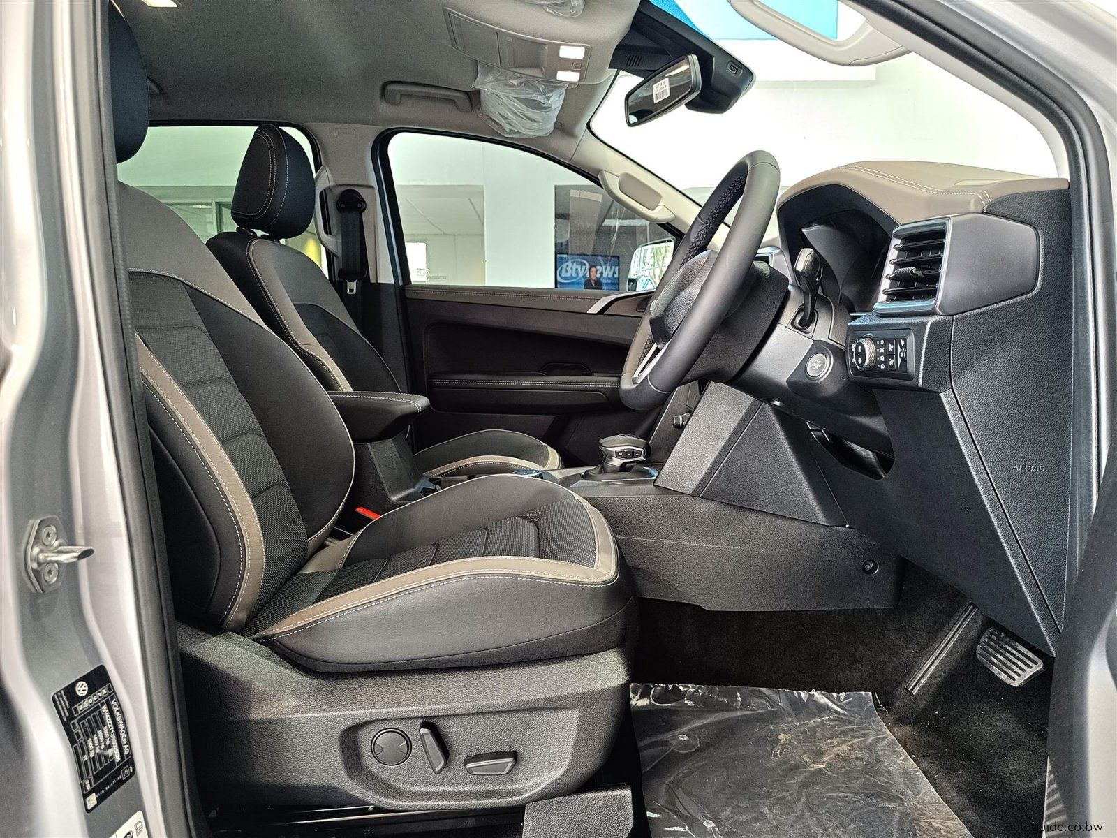 2026 Volkswagen Amarok Style V6 4x4 3.0TDi photo