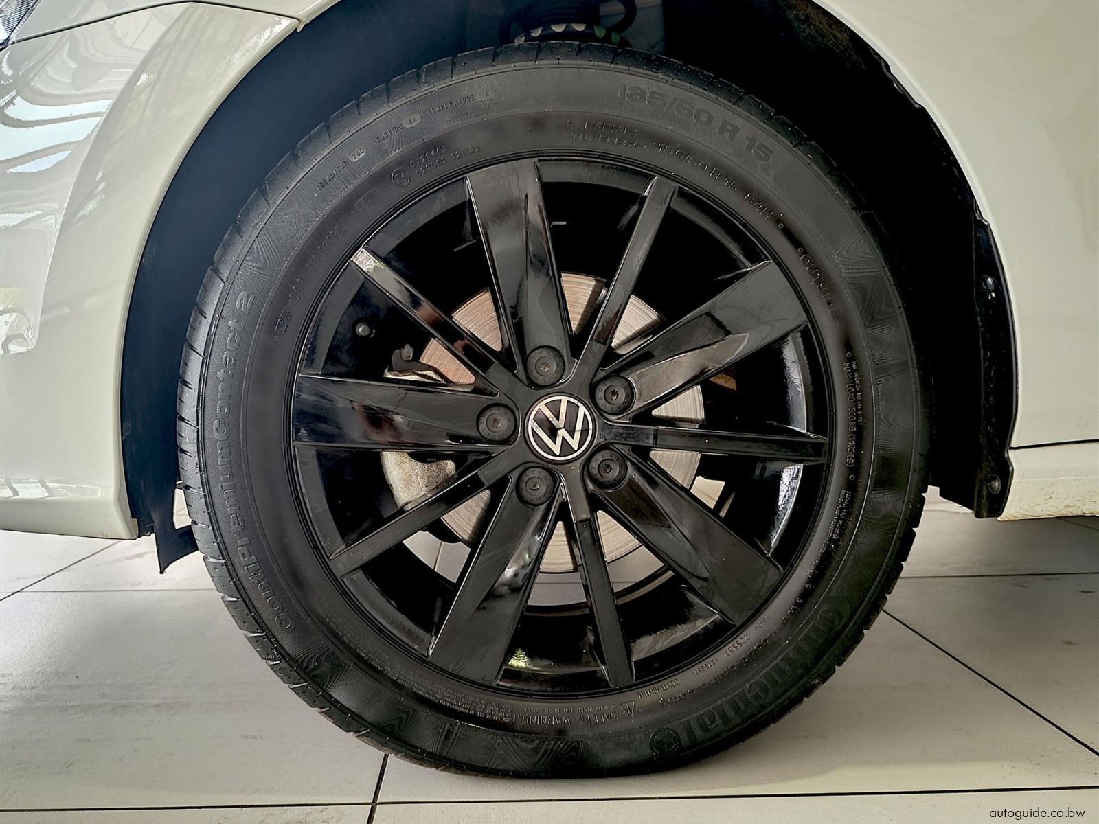 2025 Volkswagen Polo Vivo Life 63kW photo