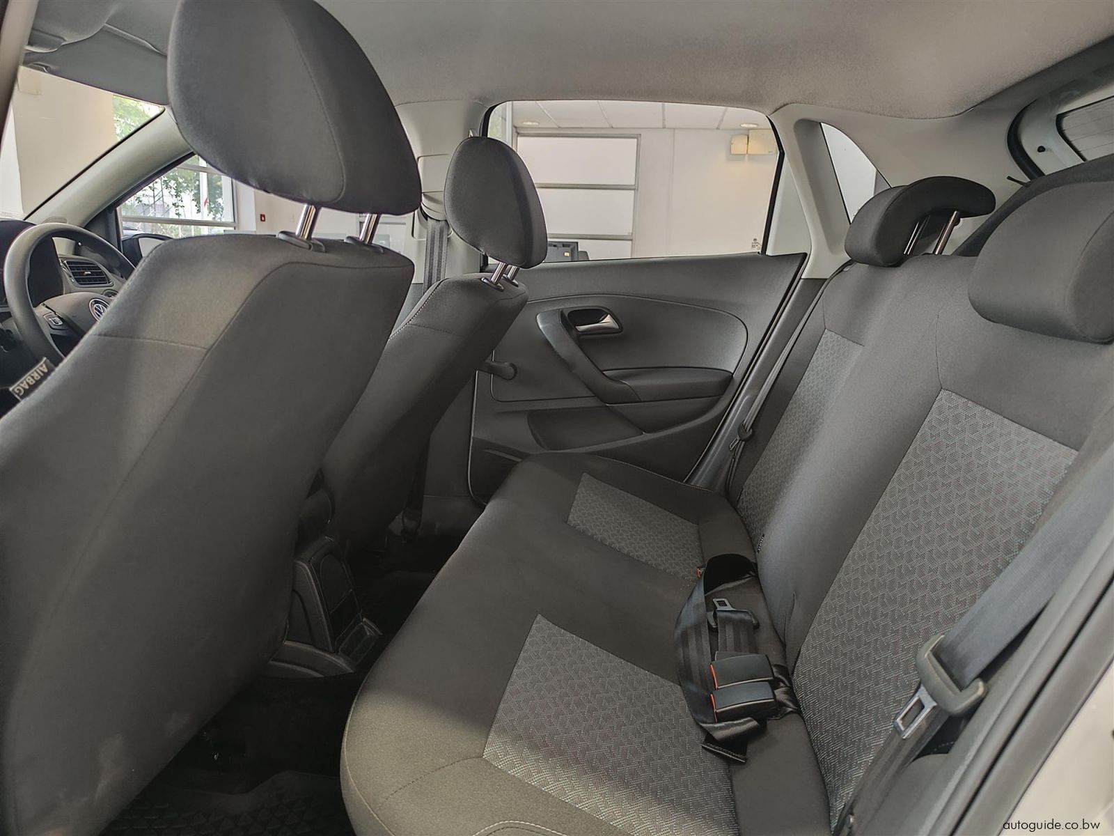 2025 Volkswagen Polo Vivo Life 63kW photo