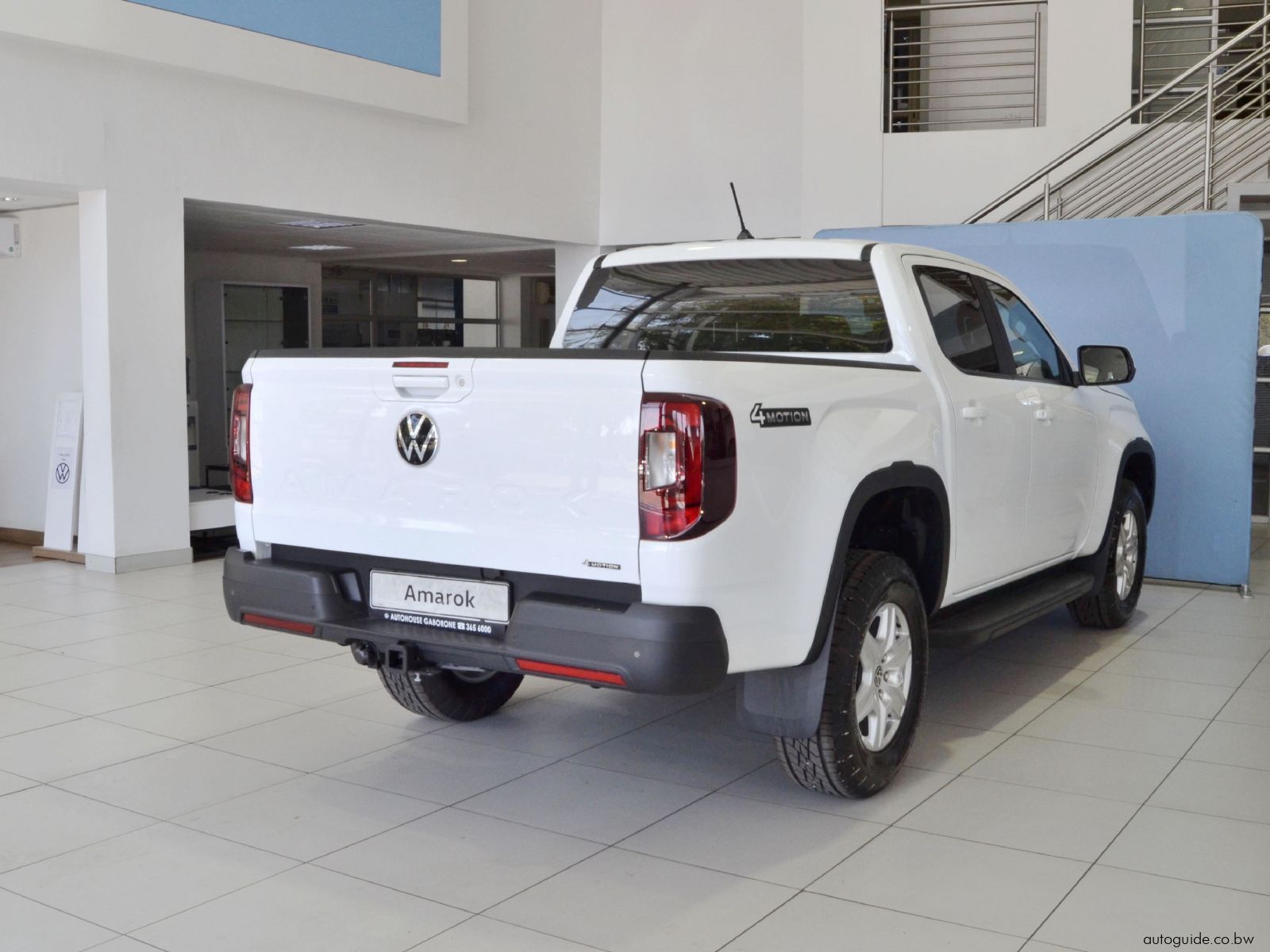 2025 Volkswagen Amarok Life 4Motion photo