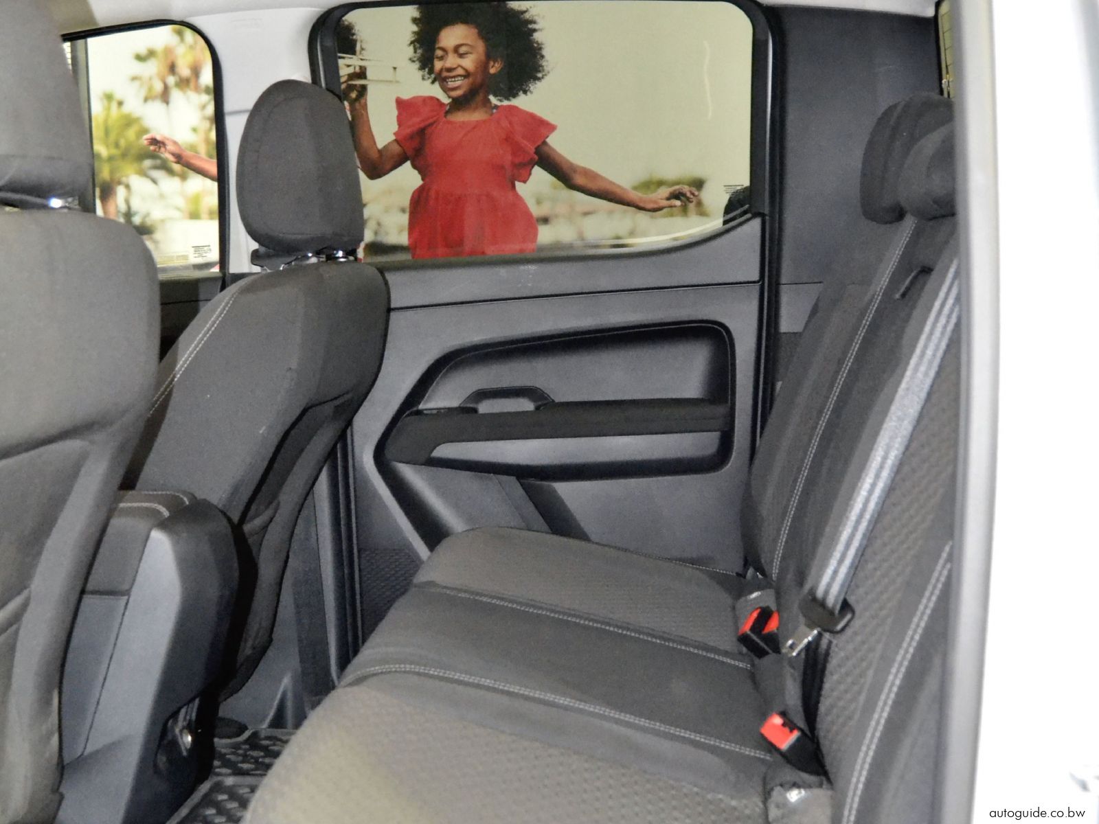 2025 Volkswagen Amarok Adventure Edition photo