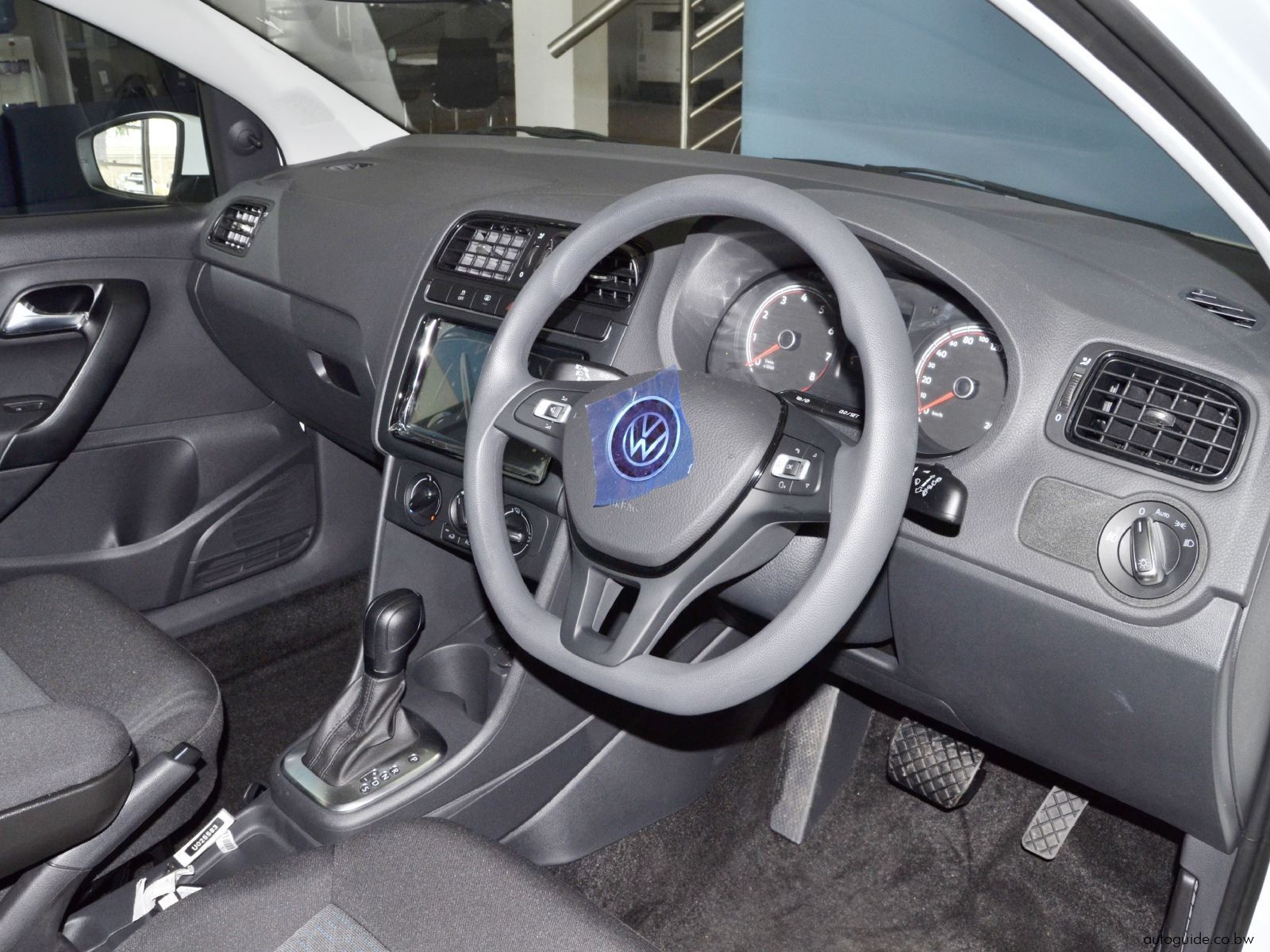 2025 Volkswagen Polo Vivo photo