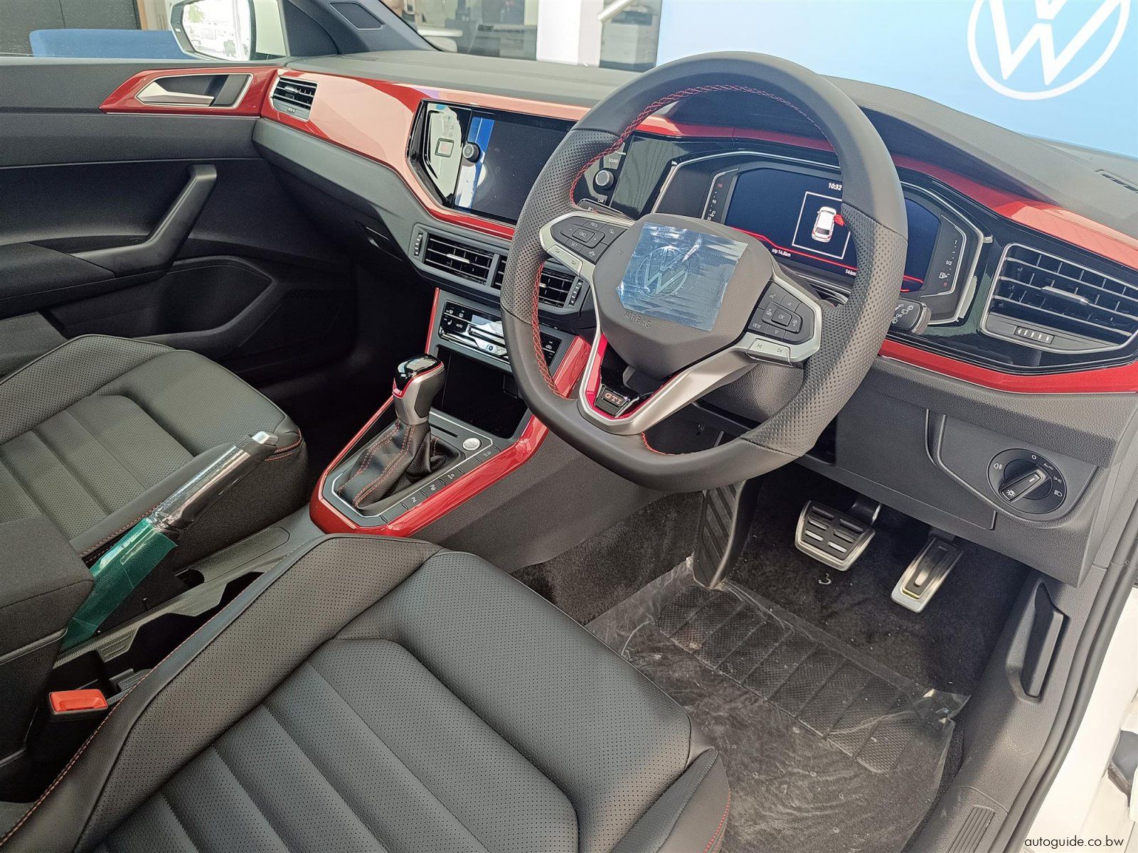2026 Volkswagen Polo GTi 2.0L TSi photo