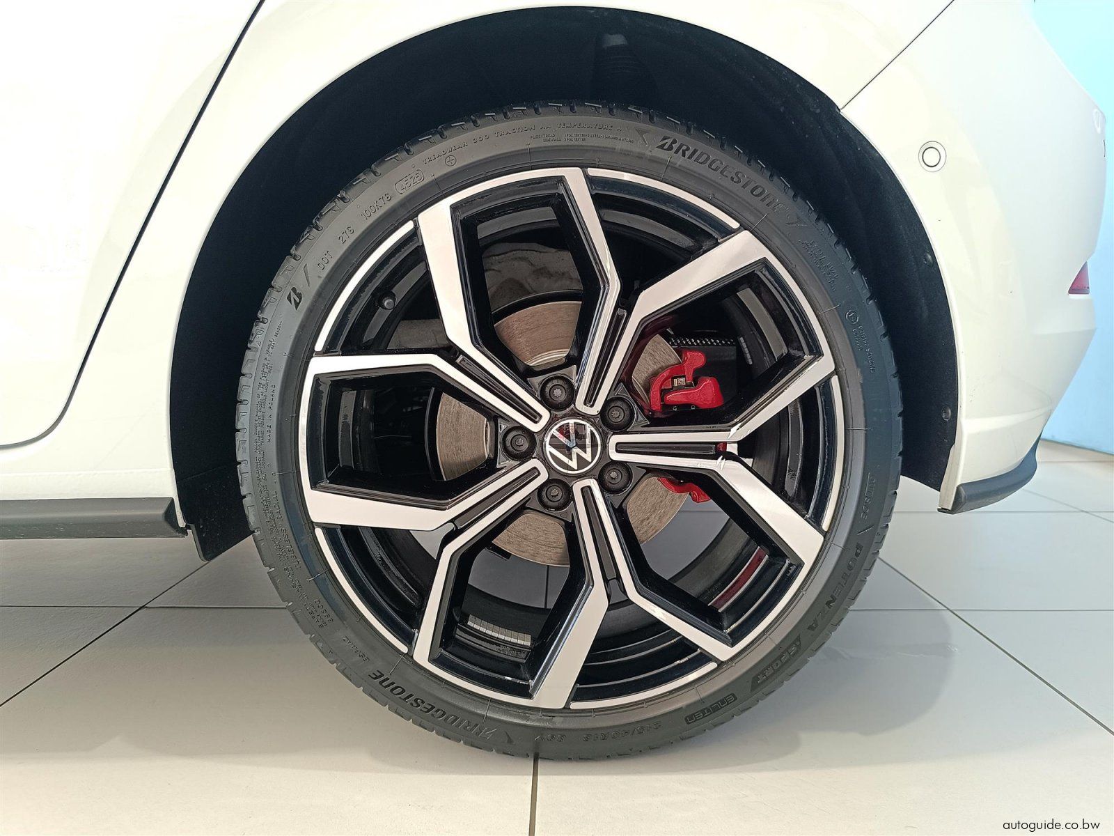 2026 Volkswagen Polo GTi 2.0L TSi photo