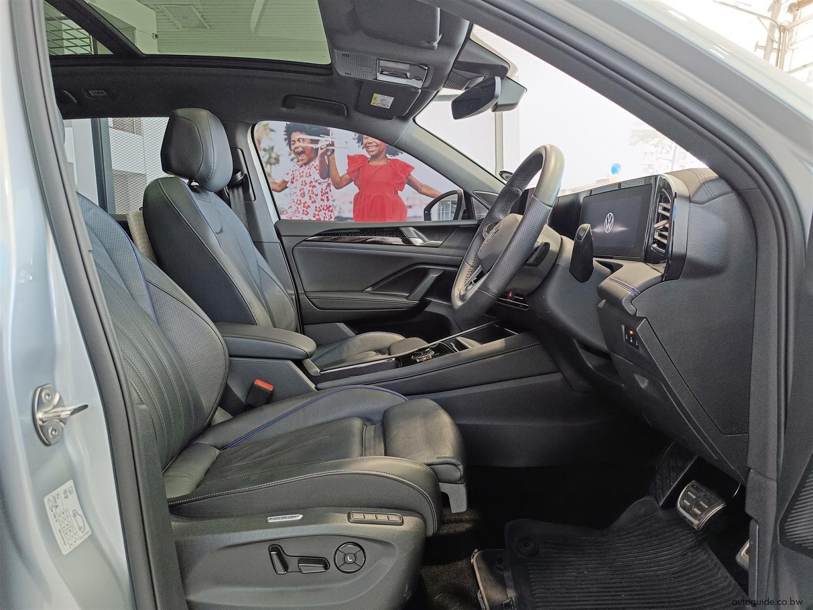 2025 Volkswagen Tiguan 2.0TDi 110kw R-Line photo