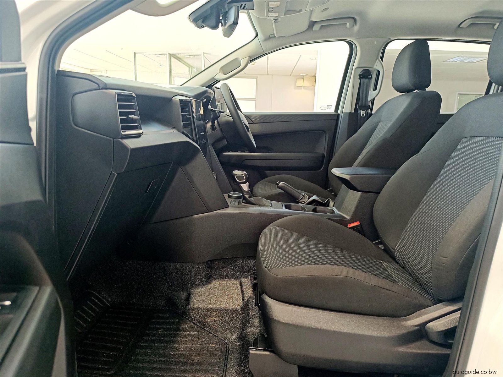 2026 Volkswagen Amarok 4Motion 2.0TDi 4x4 A/T photo