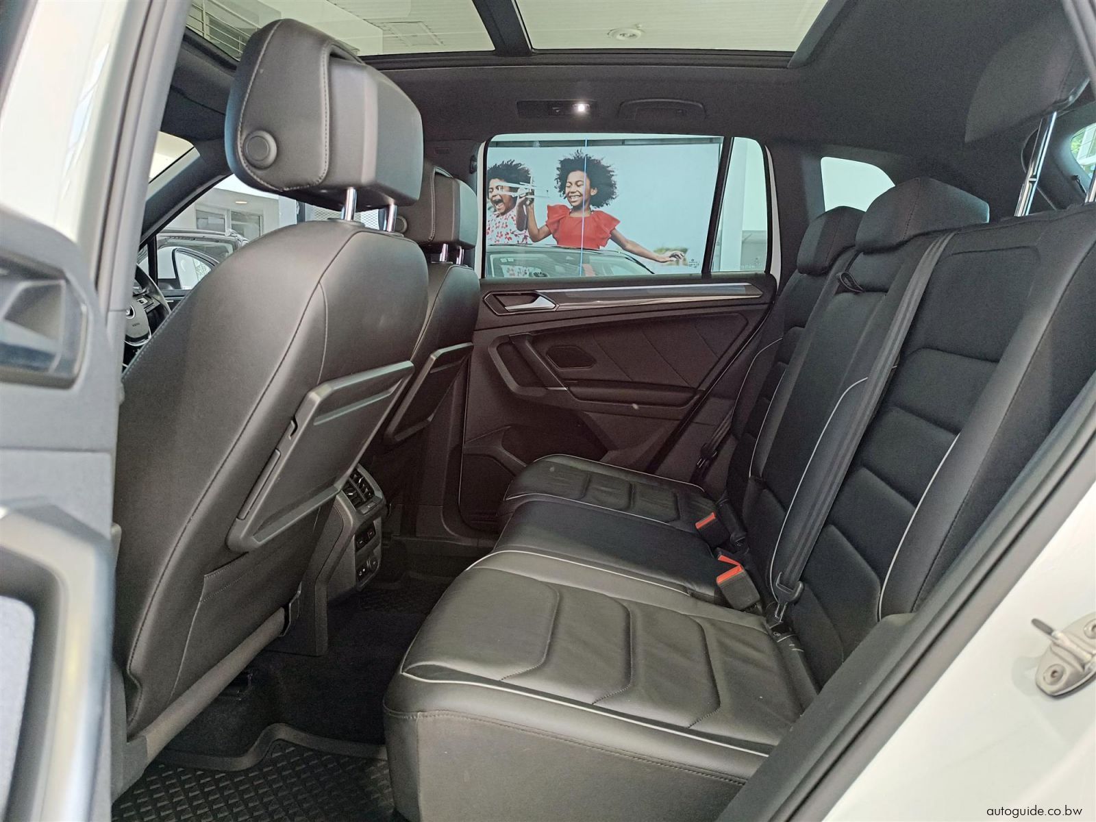 2018 Volkswagen Tiguan 2.0TDI HighLine R-Line photo