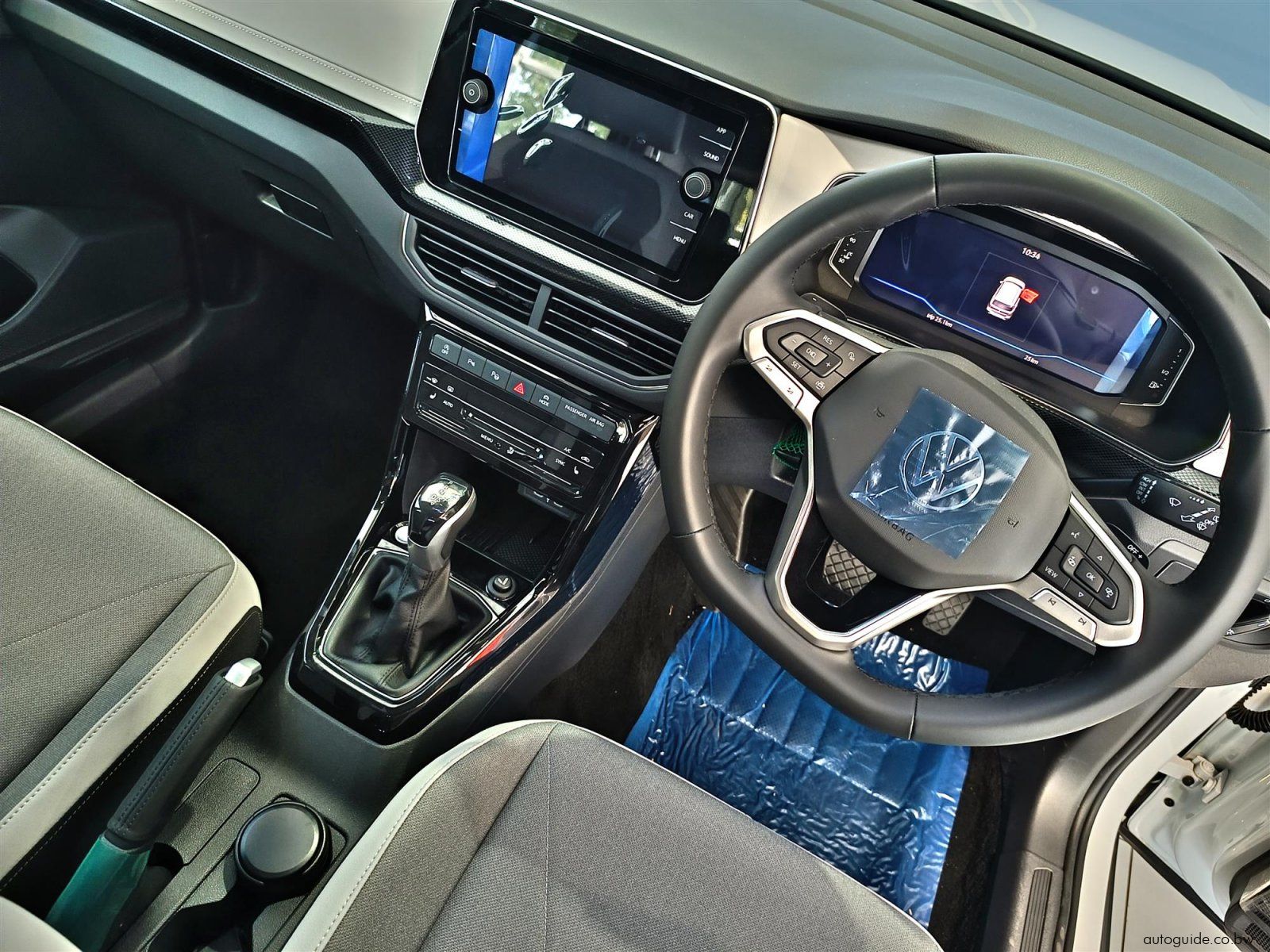 2026 Volkswagen T-Cross 1.0L TSi 85kW photo