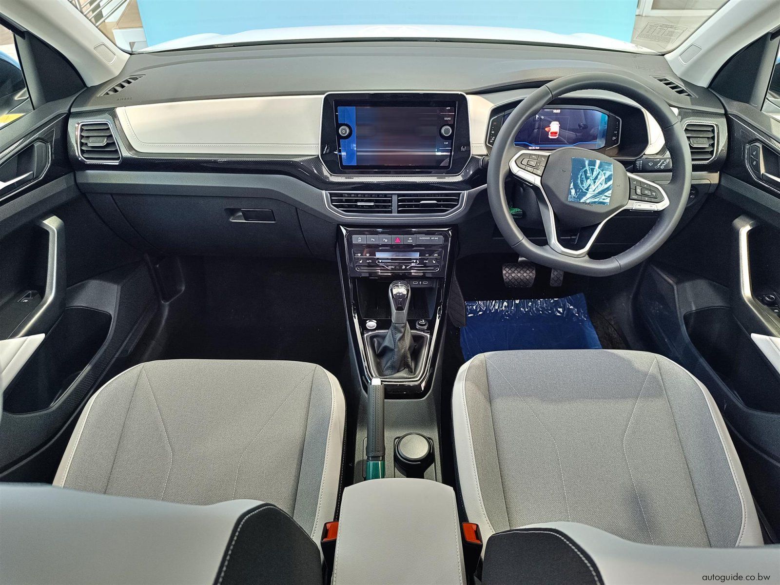 2026 Volkswagen T-Cross 1.0L TSi 85kW photo