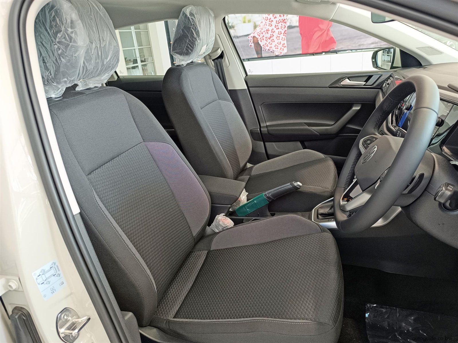 2025 Volkswagen Polo 1.0TSI Life DSG photo