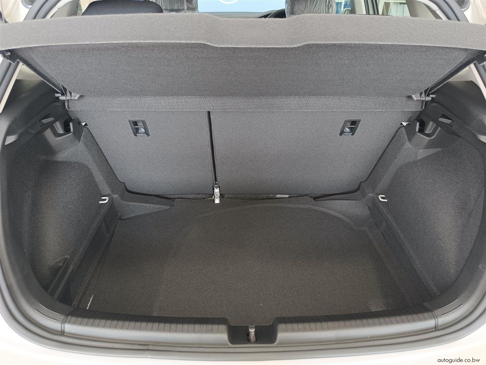 2025 Volkswagen Polo 1.0TSI Life DSG photo