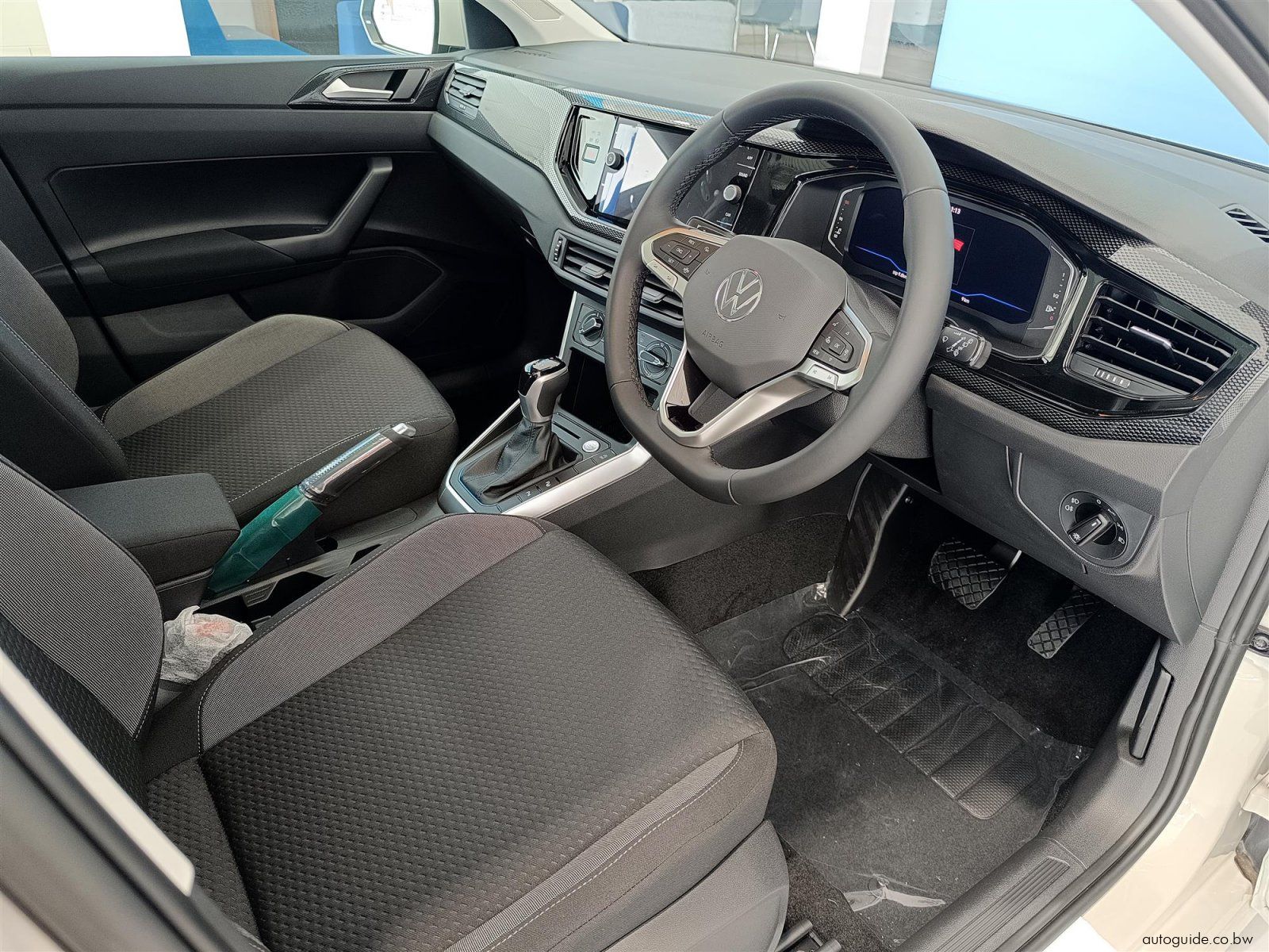 2025 Volkswagen Polo 1.0TSI Life DSG photo