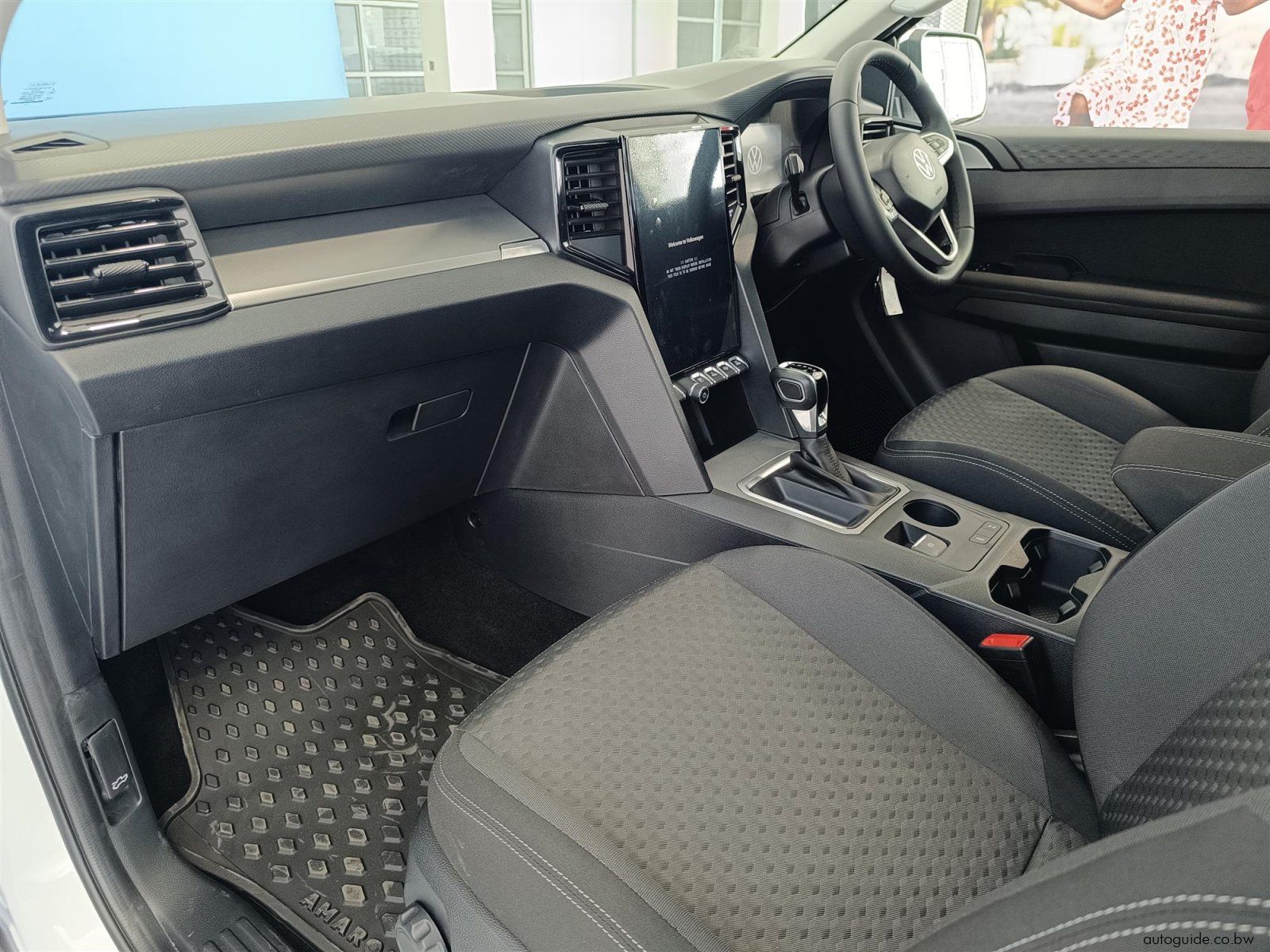 2026 Volkswagen Amarok Base 2.0TDi A/T 4x2 photo