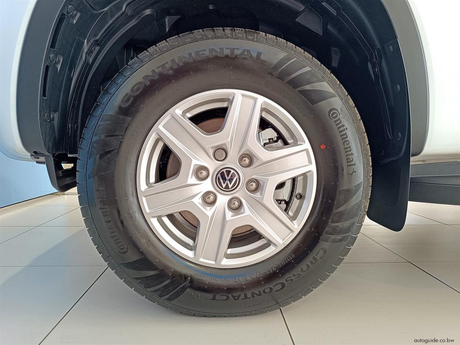 2026 Volkswagen Amarok Base 2.0TDi A/T 4x2 photo