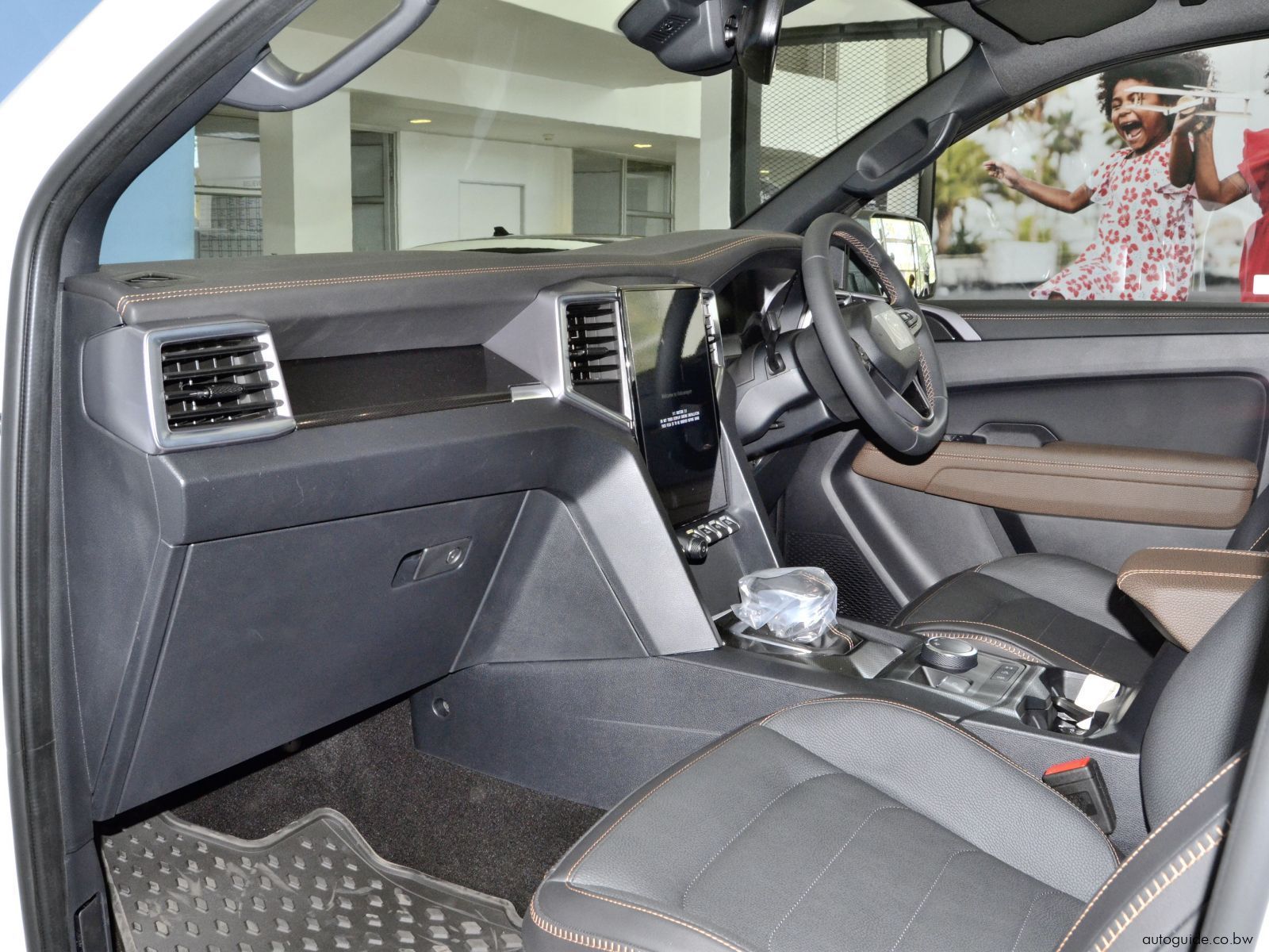 2025 Volkswagen Amarok Pan Americana 4Motion photo