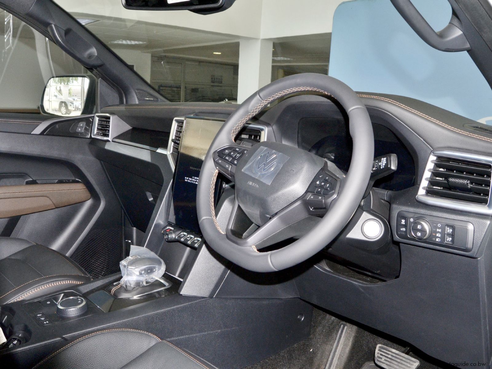 2025 Volkswagen Amarok Pan Americana 4Motion photo