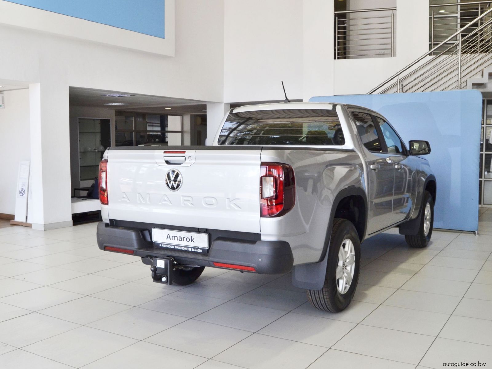 2025 Volkswagen Amarok Life - A/T - 4x2 photo