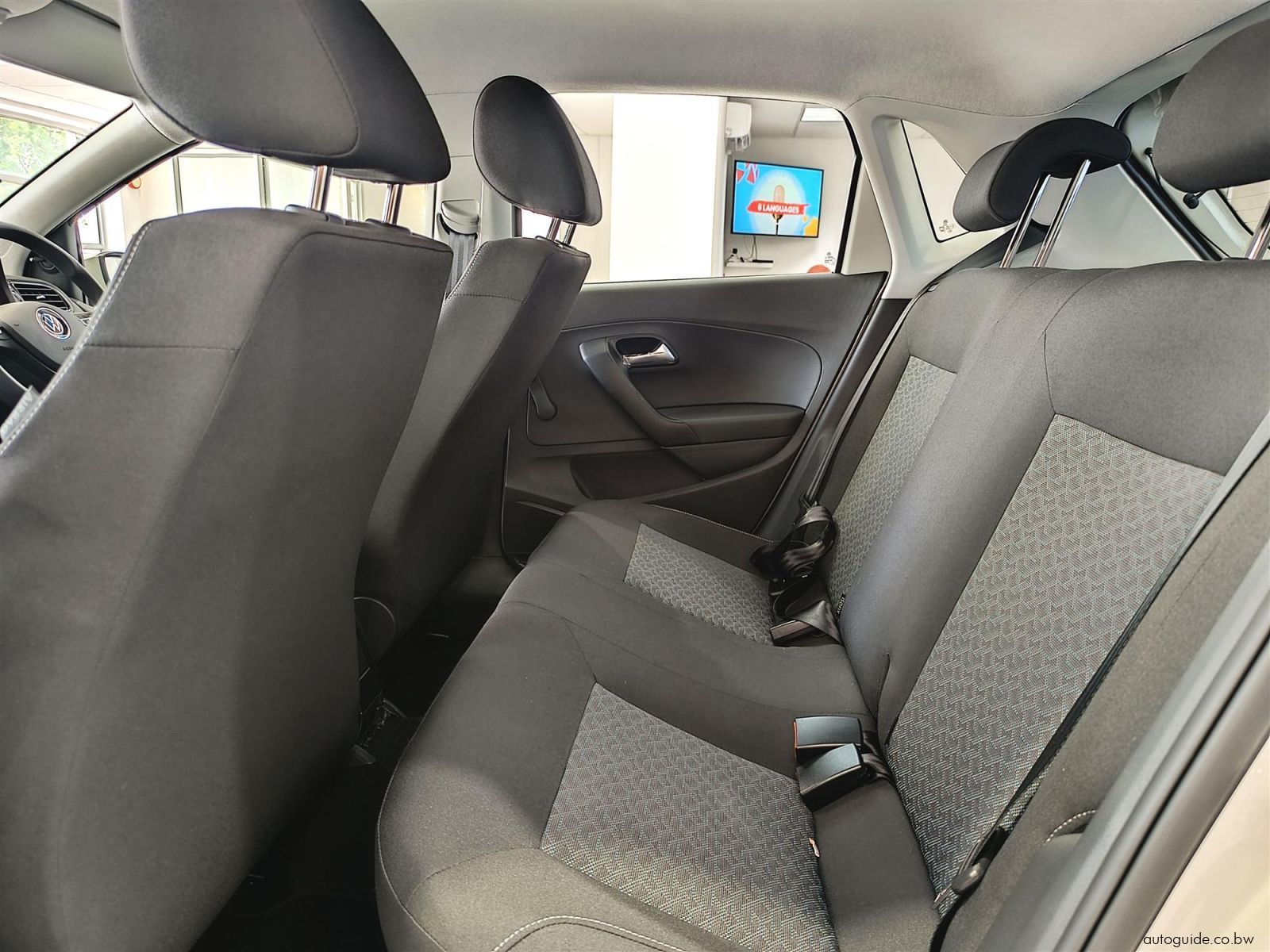 2025 Volkswagen Polo Vivo Life 1.4L photo