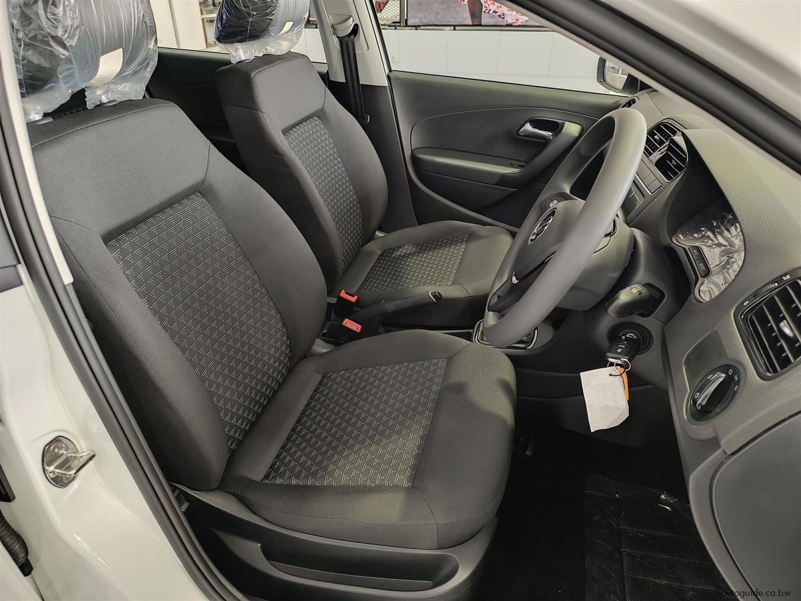2025 Volkswagen Polo Vivo 1.4L 63kW photo